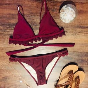 Kendall & Kylie bikini like new!